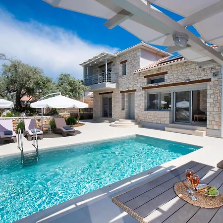 Eratito Villa Tsoukaládhes