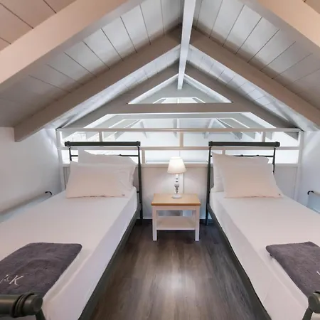 Eratito By Vintage Travel Villa