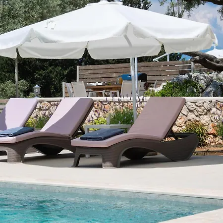 Eratito By Vintage Travel Tsoukaladhes